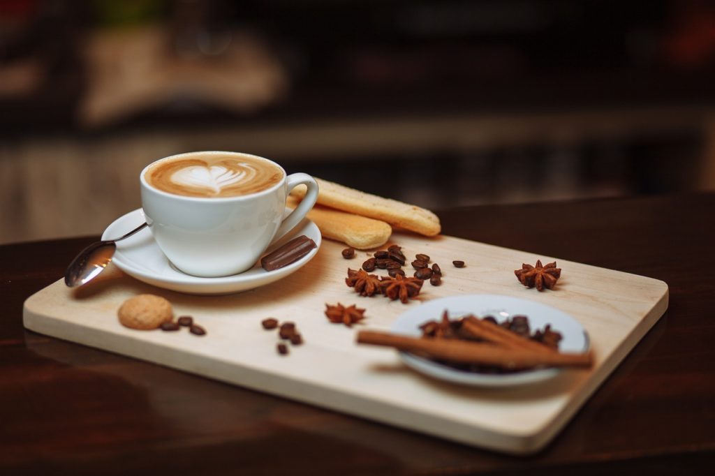 Kaffee, Tee und Lebensfreude – Genussmomente für die Seele
